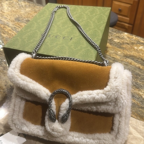 NWT Authentic Gucci suede shearling Dionysus small bag - Picture 2 of 9